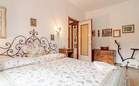 1 Bedroom Lovely Apartment In Rapallo