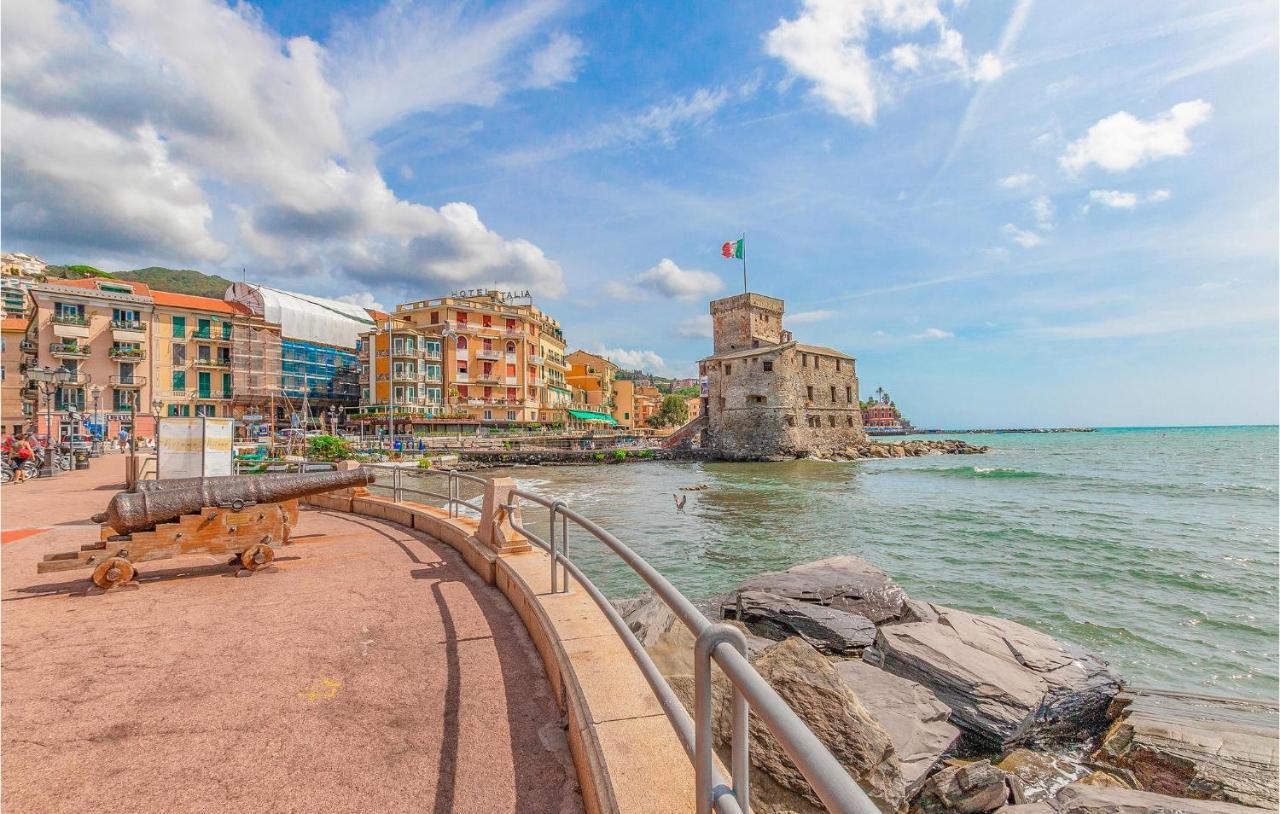 1 Bedroom Lovely Apartment In Rapallo Esterno foto