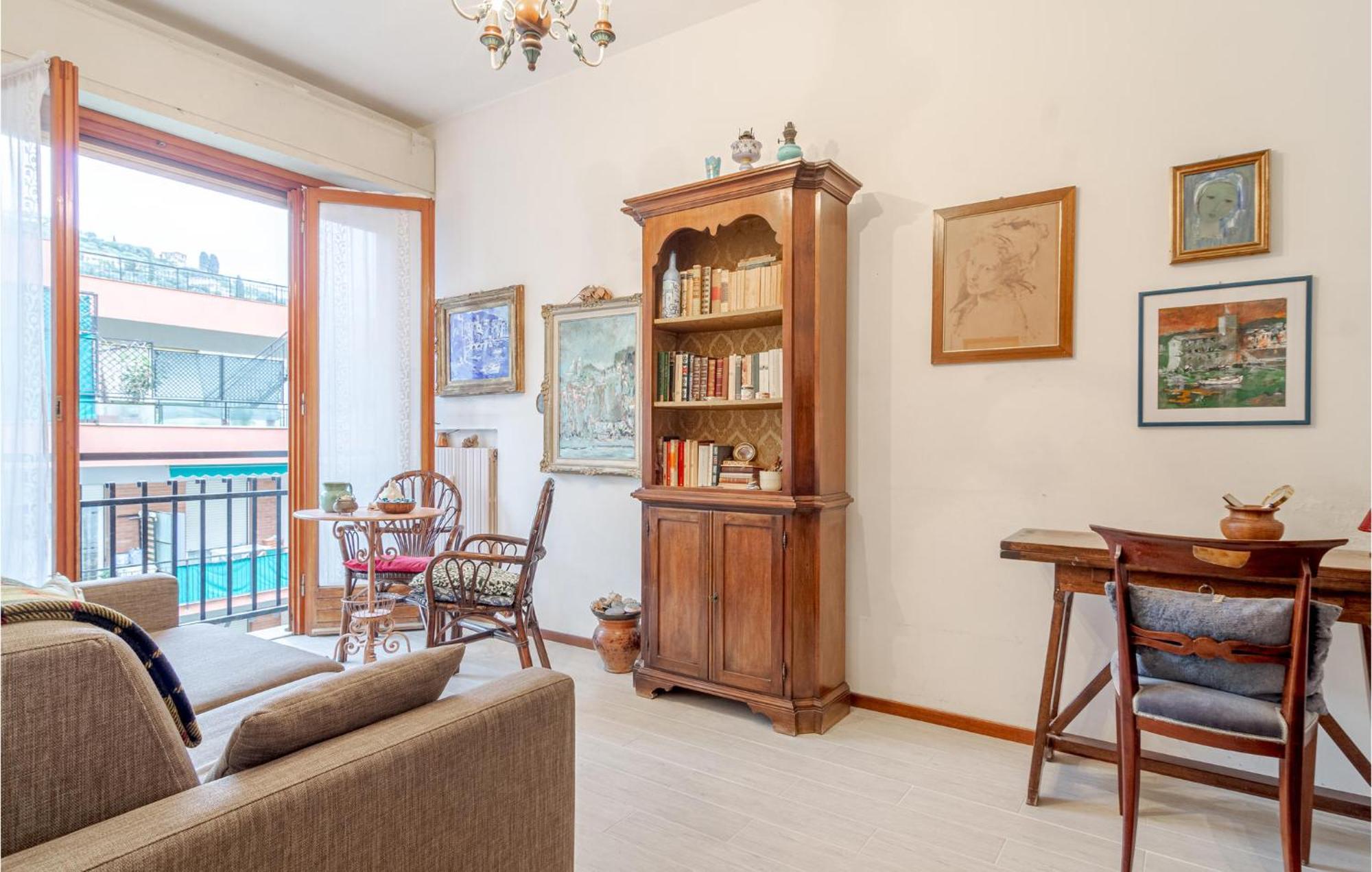 1 Bedroom Lovely Apartment In Rapallo Esterno foto